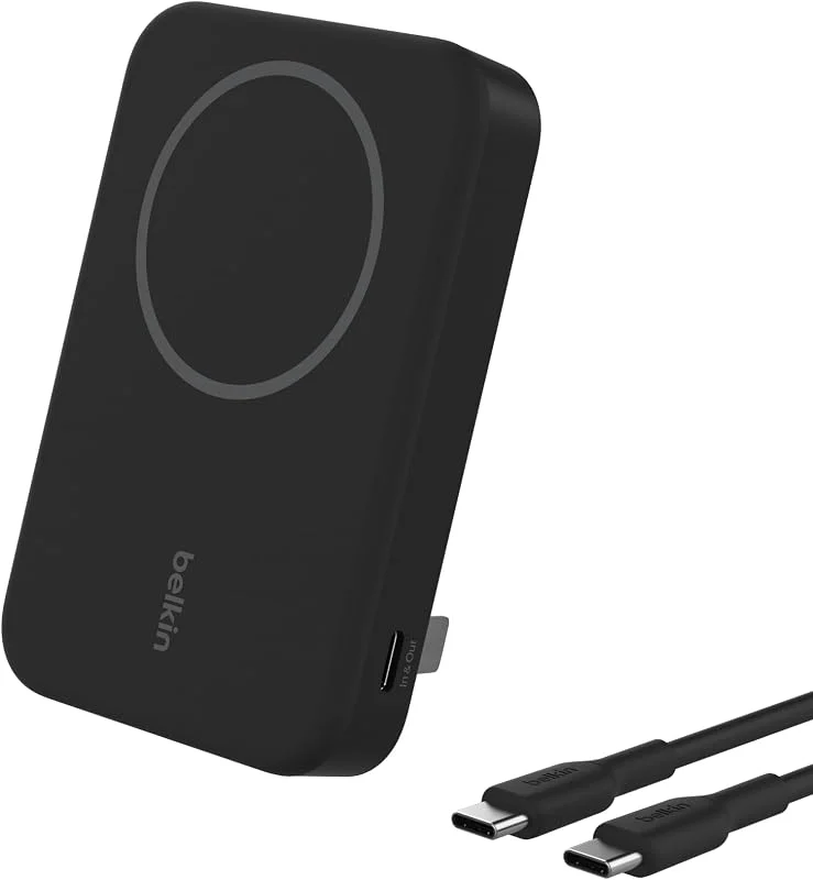 Belkin BoostCharge Pro trådlös powerbank 8000 mAh med Qi2, MagSafe-kompatibel bärbar laddare + inbyggt utfällbart stöd - För iPhone 16, 16 Plus, 16 Pro, 16 Pro Max, iPhone 15, m.fl. - Svart — Mobil och surfplatta